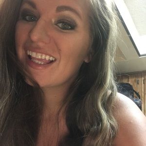 Meet your Posher, Noelle